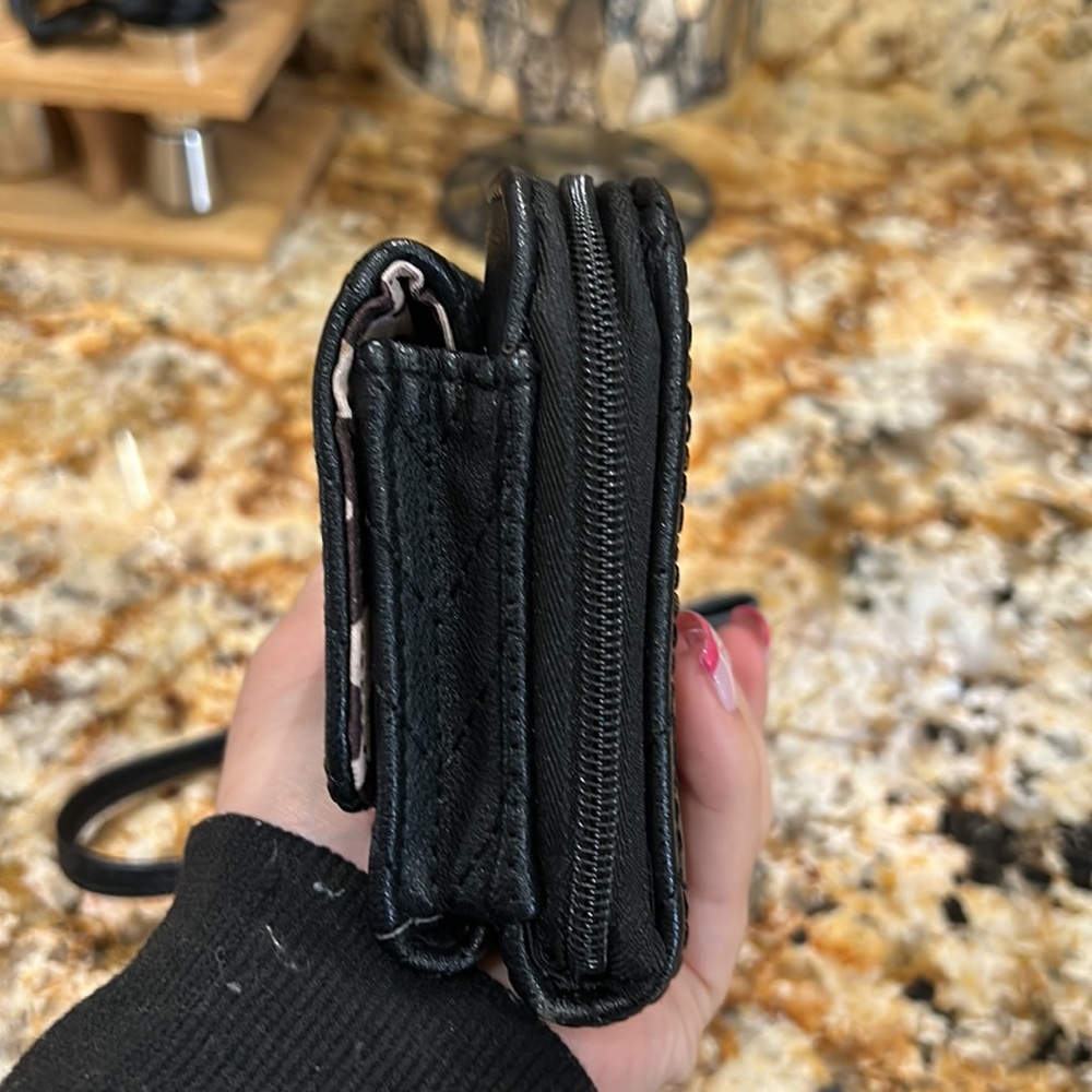 Jessica Simpson Wallet - Picture 4 of 5